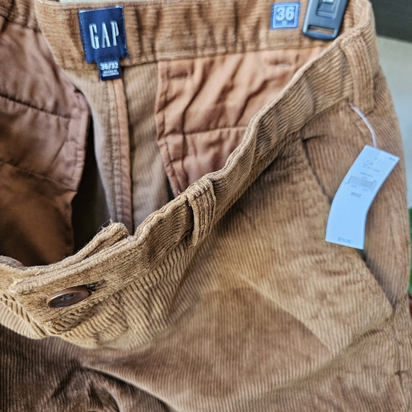 Gap Mens loose fit Corduroy 36x32 Caramel - Picture 3 of 7